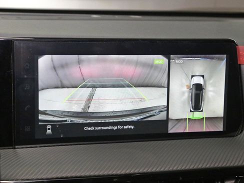 New 2026 Nissan Kicks SR image 7