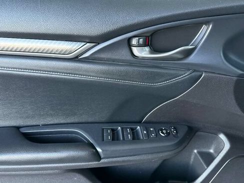 Used 2019 Honda Civic Sport Touring image 11