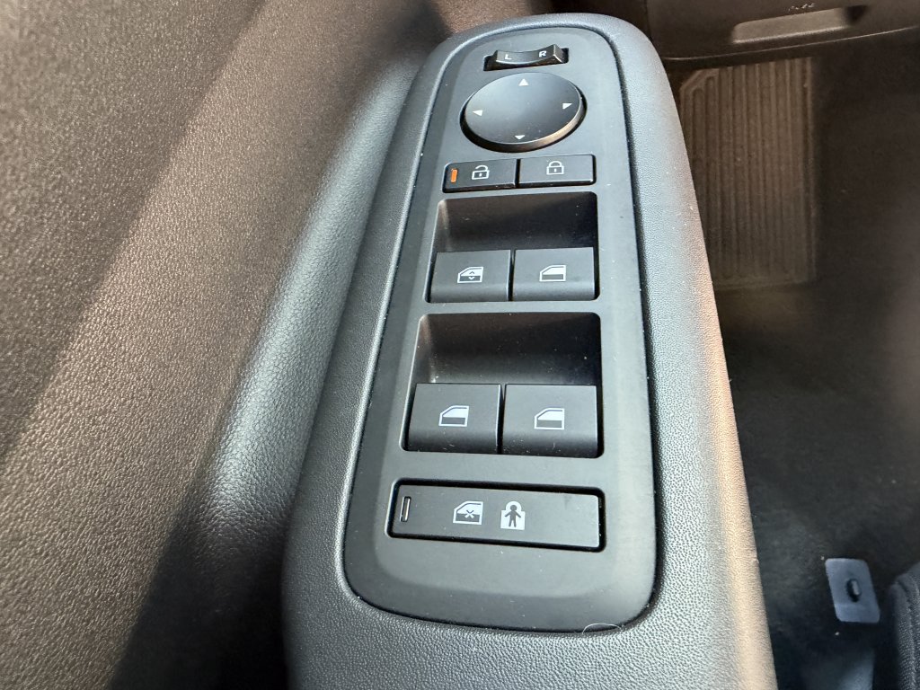 Used 2024 Hyundai Santa Fe SE FWD image 25