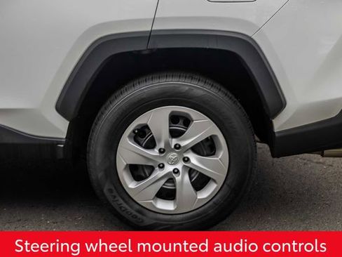 Used 2024 Toyota RAV4 LE AWD/4WD image 14