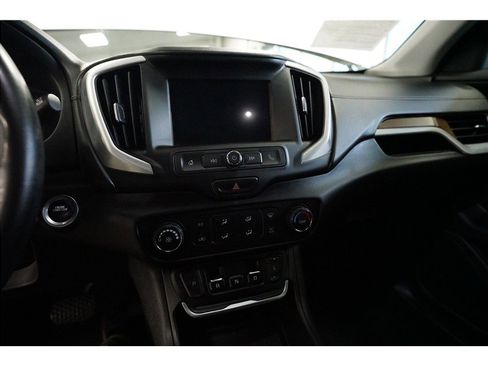 Used 2019 GMC Terrain SLE image 17