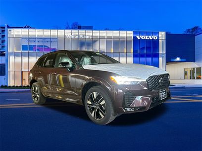 New 2026 Volvo XC60 B5 Core w/ Protection Package Premier