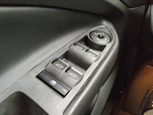 Used 2019 Ford Escape SE AWD/4WD image 27
