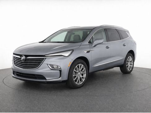 Used 2023 Buick Enclave Essence w/ Experience Buick Package FWD image 3