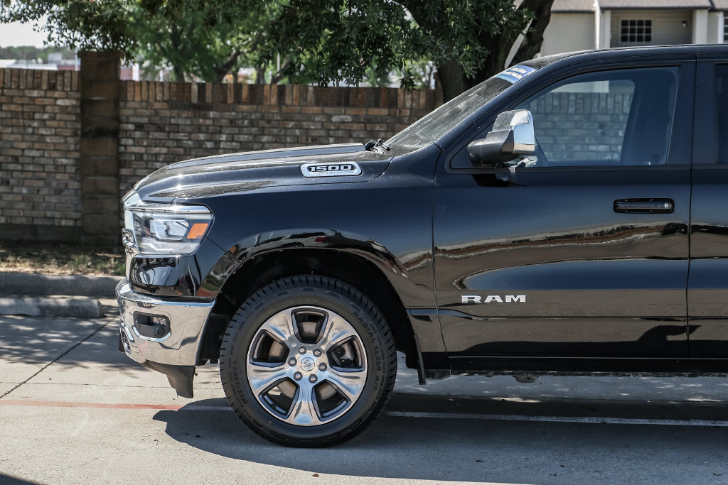 Used 2023 RAM 1500 Laramie AWD/4WD image 23