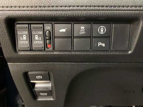 Used 2024 Honda Odyssey Touring image 14