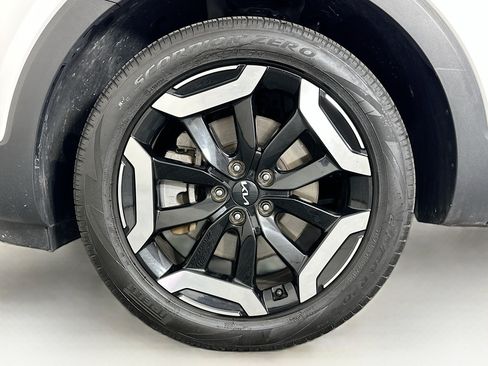 Used 2025 Kia Telluride S AWD/4WD image 11