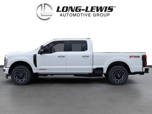 Used 2026 Ford F350 Platinum w/ FX4 Off-Road Package image 4