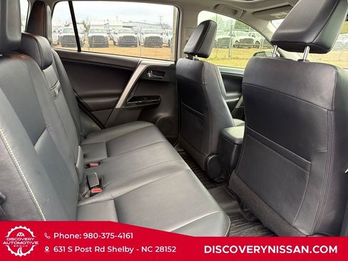 Used 2017 Toyota RAV4 Limited image 38