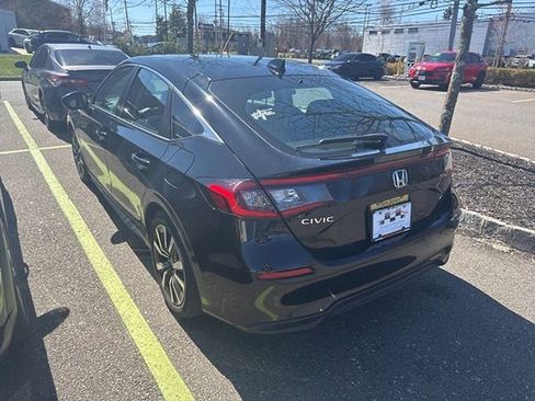 Used 2024 Honda Civic EX-L image 3