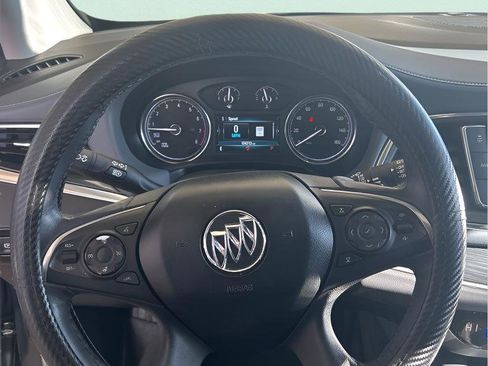 Used 2018 Buick Enclave Premium image 13