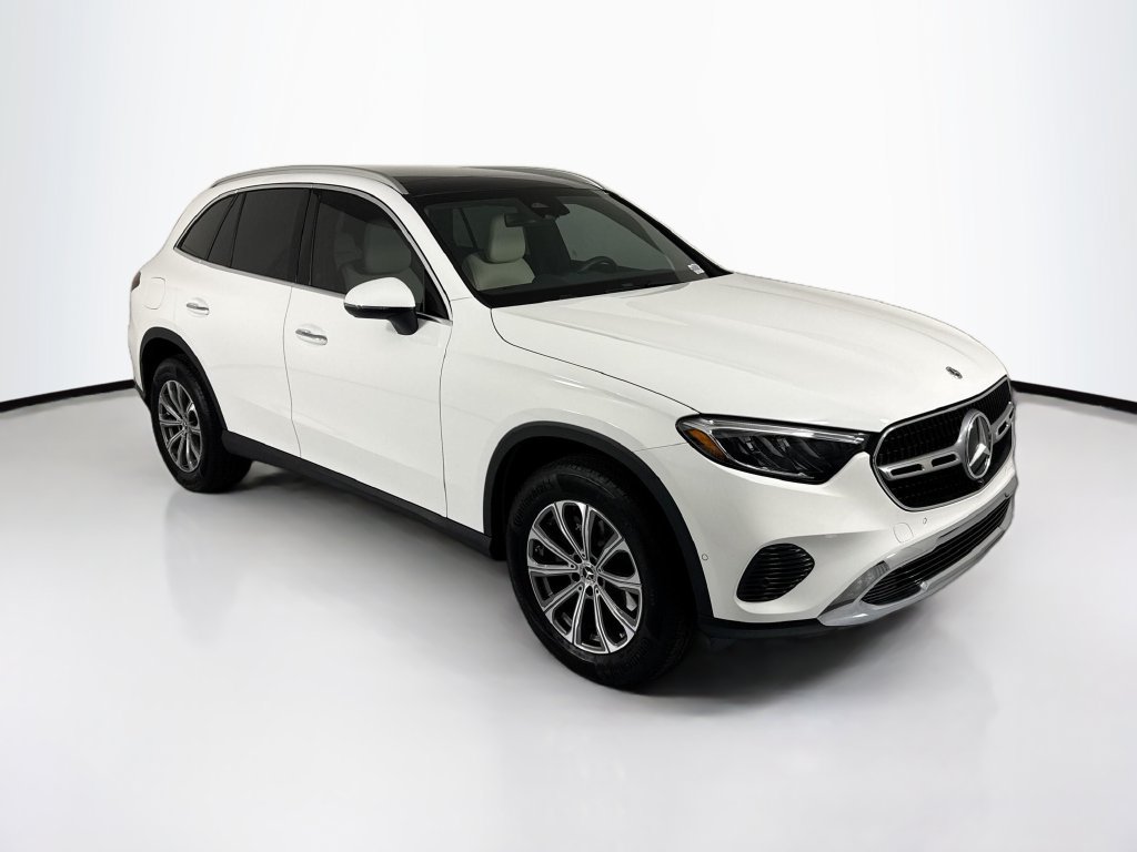 Certified 2026 Mercedes-Benz GLC 300 4MATIC image 3