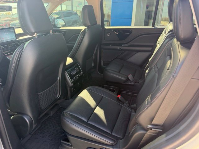 Used 2024 Lincoln Aviator Reserve w/ Jet Package AWD/4WD image 27