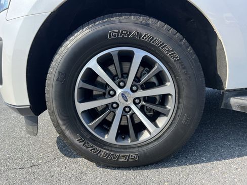 Used 2018 Ford Expedition XLT w/ Cargo Package AWD/4WD image 12