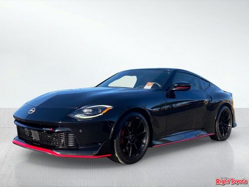 Used 2024 Nissan Z NISMO w/ Floor Mat Package RWD image 2