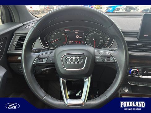Used 2019 Audi Q5 2.0T Premium w/ Convenience Package AWD/4WD image 9