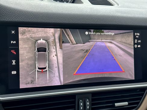 Used 2023 Porsche Cayenne image 20