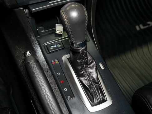 Used 2017 Acura ILX FWD image 23