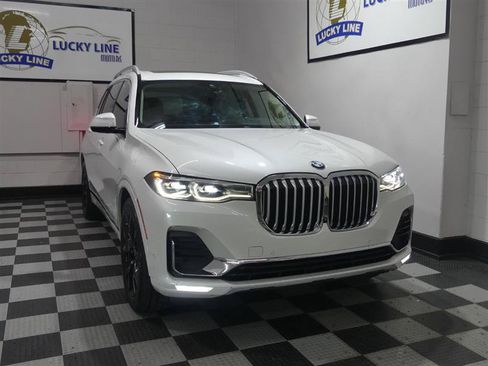 Used 2019 BMW X7 xDrive40i w/ Cold Weather Package AWD/4WD image 5