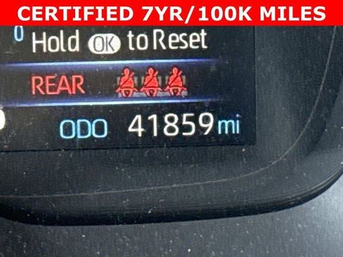 Used 2022 Toyota Corolla SE image 28