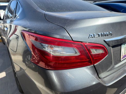 Used 2018 Nissan Altima 2.5 SL FWD image 8