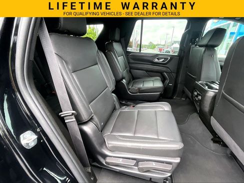 Used 2023 Chevrolet Tahoe Z71 w/ Luxury Package AWD/4WD image 23