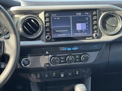 Used 2021 Toyota Tacoma TRD Sport w/ Technology Package RWD image 16