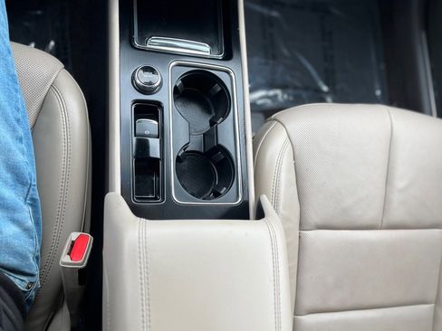 Used 2020 Lincoln Corsair Reserve w/ Equipment Group 201A image 33