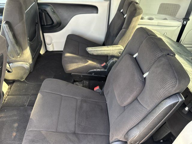 Used 2012 Dodge Grand Caravan SE FWD image 14