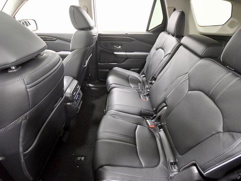 New 2025 Honda Pilot Elite image 15