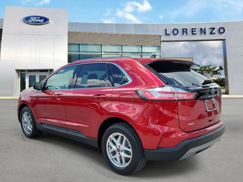 Used 2024 Ford Edge SEL w/ Convenience Package AWD/4WD image 7