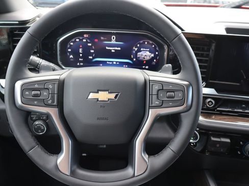 New 2026 Chevrolet Silverado 1500 LT w/ Convenience Package II AWD/4WD image 7