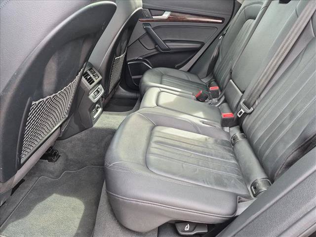 Used 2020 Audi Q5 Prestige w/ Prestige Package AWD/4WD image 18