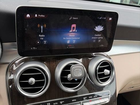 Used 2022 Mercedes-Benz GLC 300 4MATIC image 6