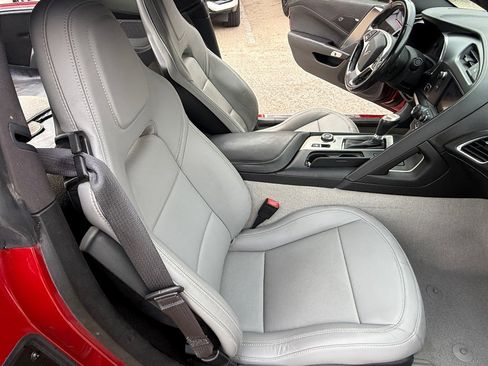 Used 2014 Chevrolet Corvette Stingray Coupe image 14