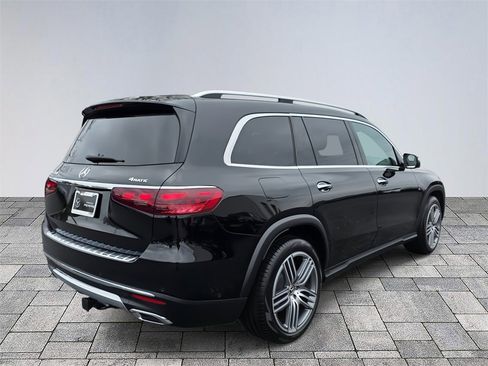 Certified 2025 Mercedes-Benz GLS 450 4MATIC image 7