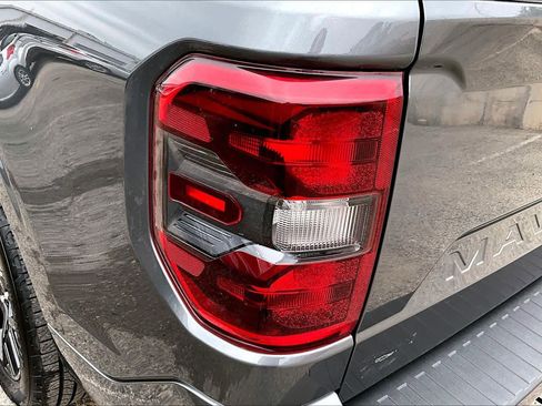 Used 2025 Ford Maverick Lobo AWD/4WD image 28