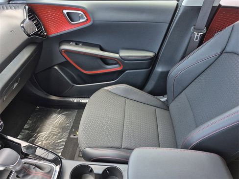 New 2025 Kia Soul GT-Line image 30