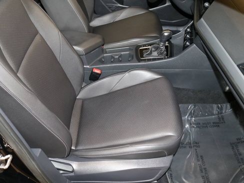 Used 2019 Volkswagen Jetta SE w/ Cold Weather Package FWD image 79