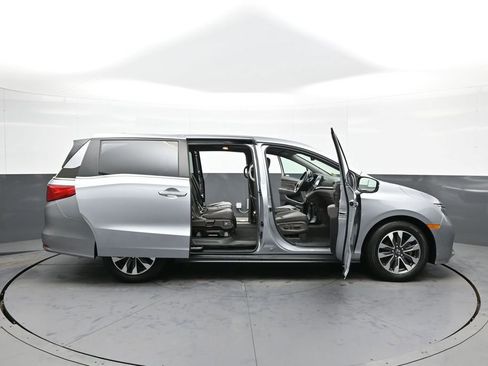 Certified 2023 Honda Odyssey EX-L image 44