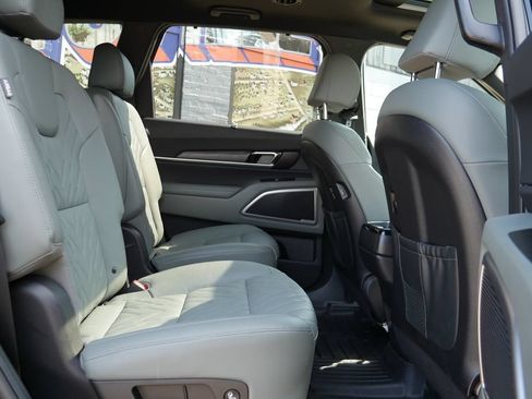 Used 2024 Kia Telluride EX X-Line AWD/4WD image 14