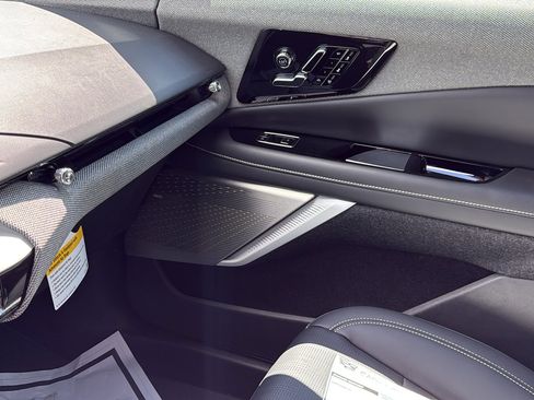 New 2026 Cadillac Optiq Sport 2 w/ LPO, Floor Liner Package AWD/4WD image 24