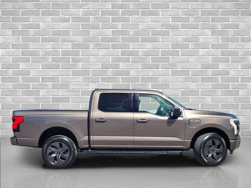 Used 2023 Ford F150 Lightning XLT w/ Equipment Group 312A High AWD/4WD image 4