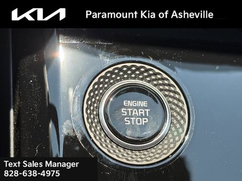 New 2025 Kia Niro EX image 13