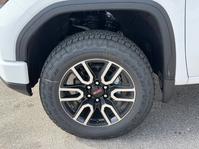 New 2026 GMC Sierra 1500 AT4 w/ AT4 Premium Package AWD/4WD image 14