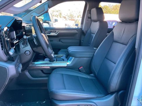 New 2026 Chevrolet Silverado 1500 LTZ w/ LTZ Premium Package image 9