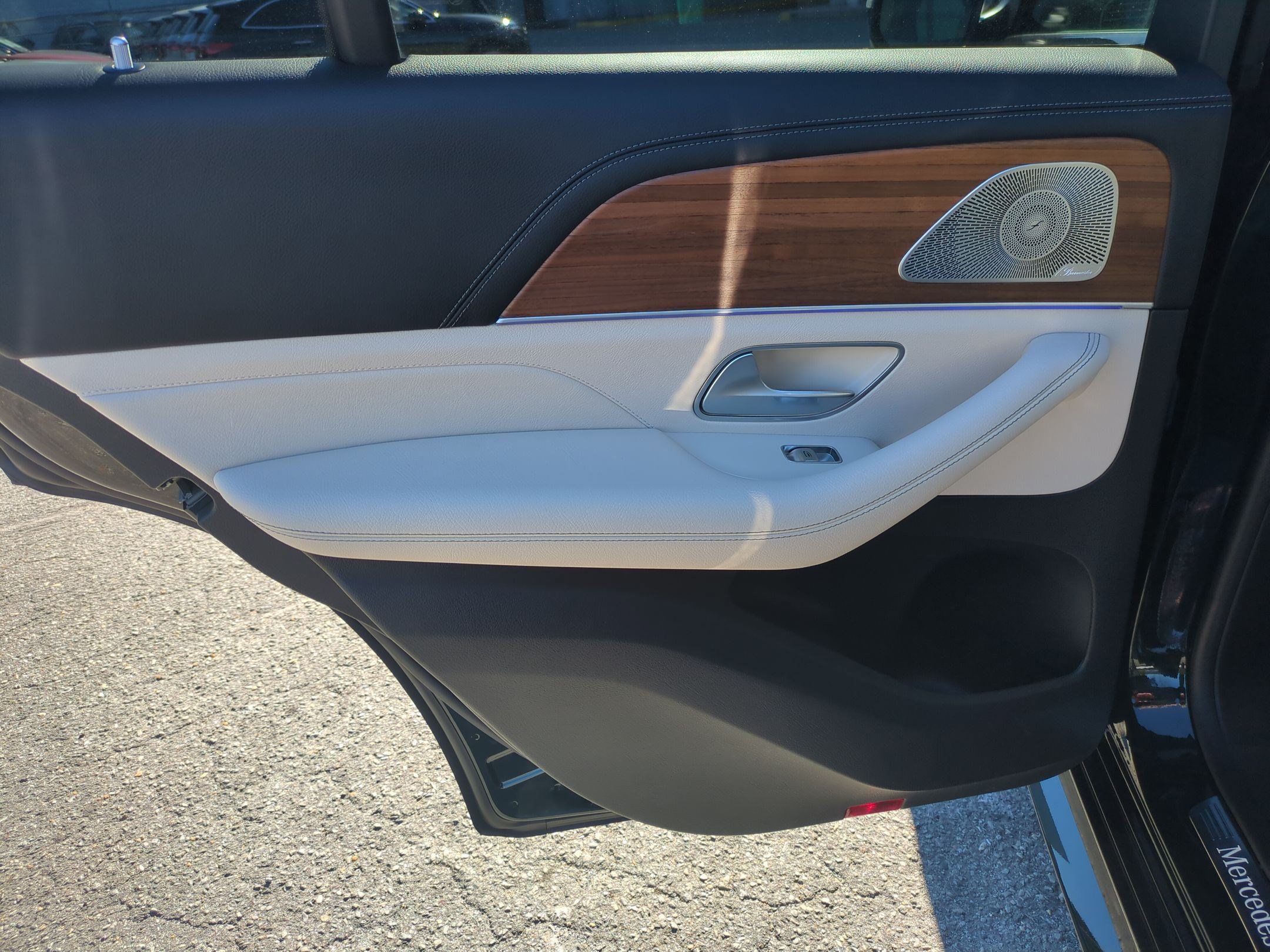 Certified 2024 Mercedes-Benz GLE 350 4MATIC image 30