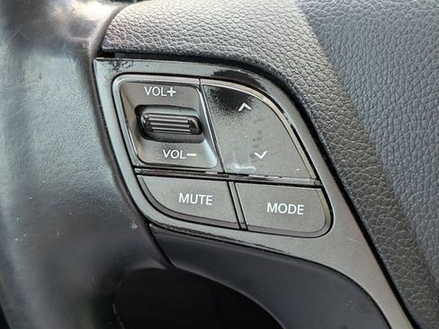 Used 2017 Hyundai Santa Fe Limited AWD/4WD image 25