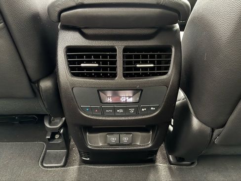 Used 2020 Acura MDX SH-AWD image 23