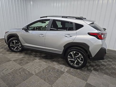 Used 2025 Subaru Crosstrek 2.5i Premium w/ Crosstrek Mirror Package image 4